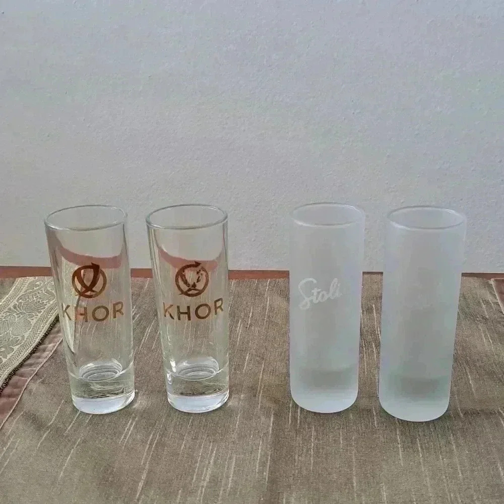 𝅺SHOT GLASSES TALL KHOR AND STOLI